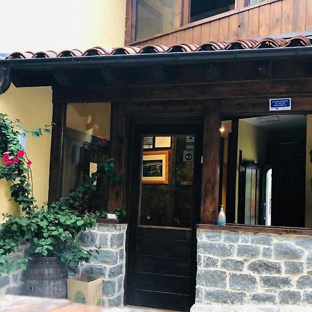 Albergue Villa De Bulnes Exteriér fotografie
