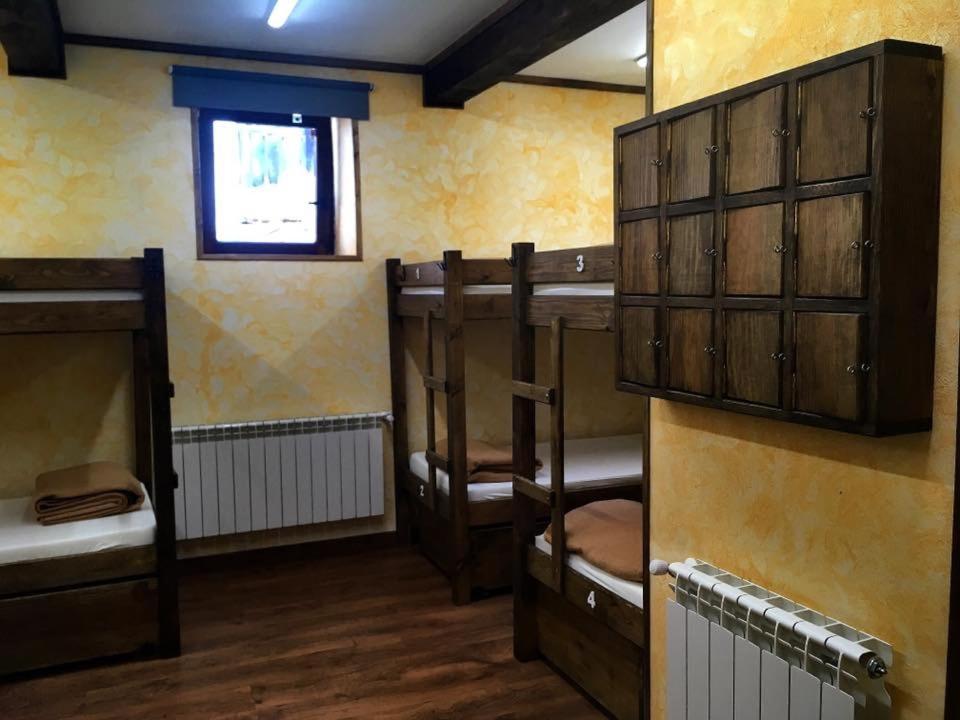 Albergue Villa De Bulnes Exteriér fotografie
