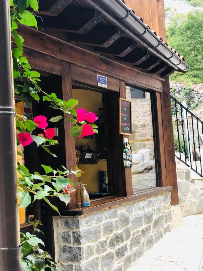 Albergue Villa De Bulnes Exteriér fotografie
