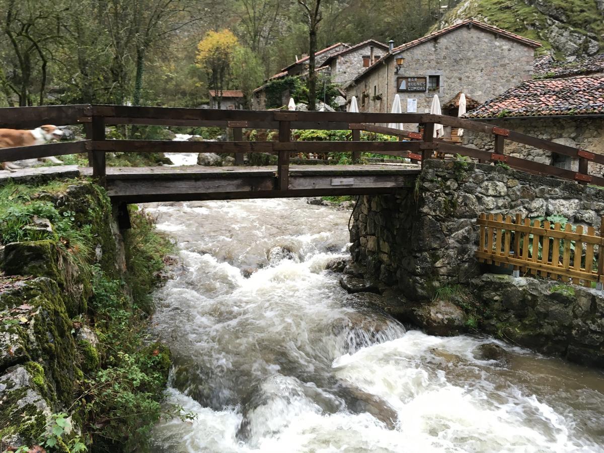 Albergue Villa De Bulnes Exteriér fotografie
