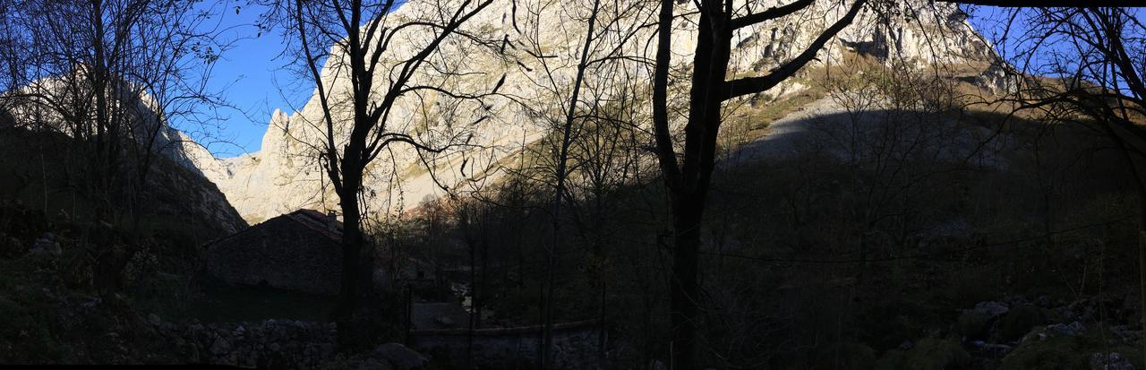 Albergue Villa De Bulnes Exteriér fotografie